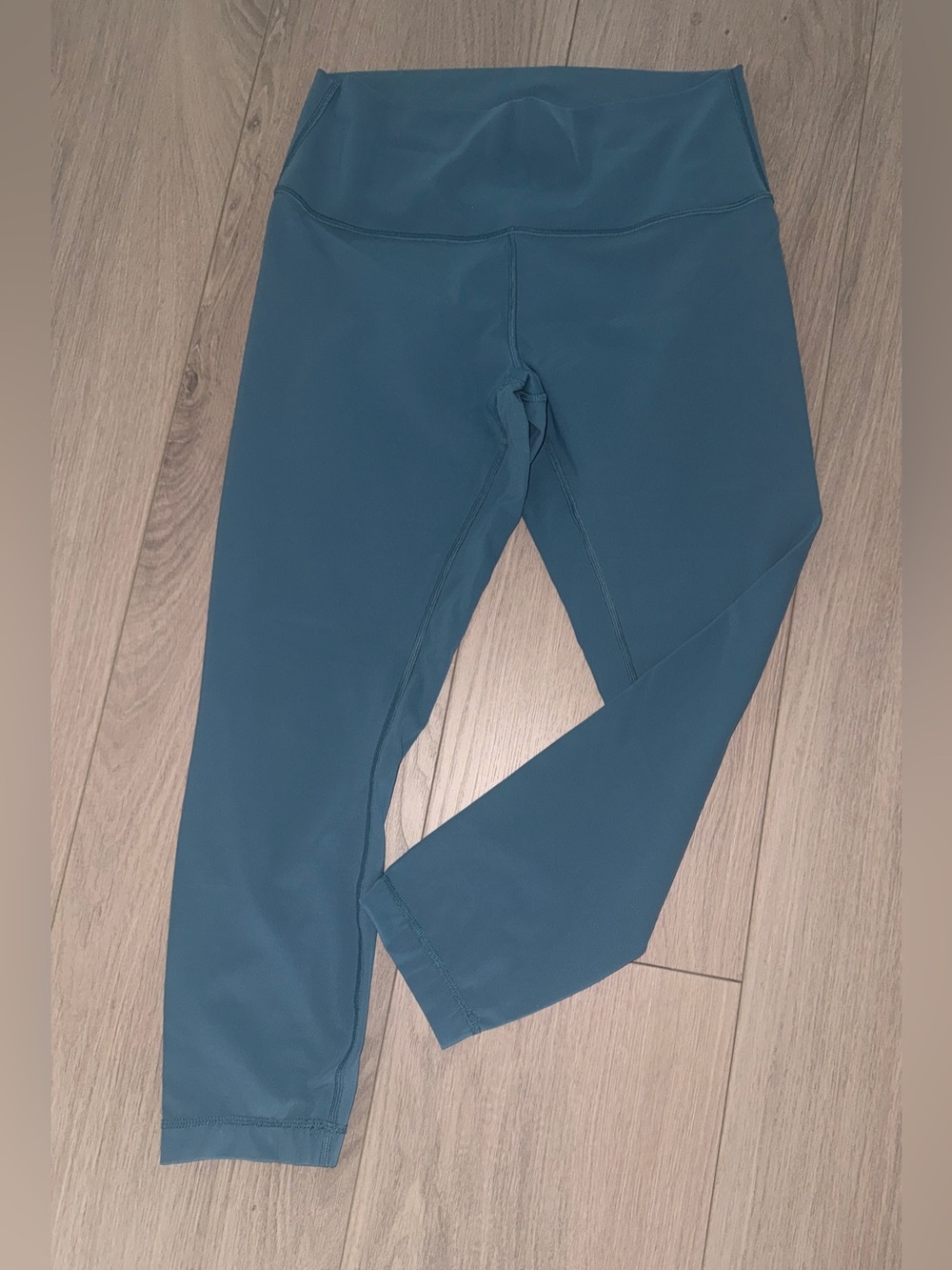 Lululemon Wunder Under Hi-Rise 7/8 Tight *Full-On Luxtreme 25"
Mystic Green 10 - Picture 2 of 8